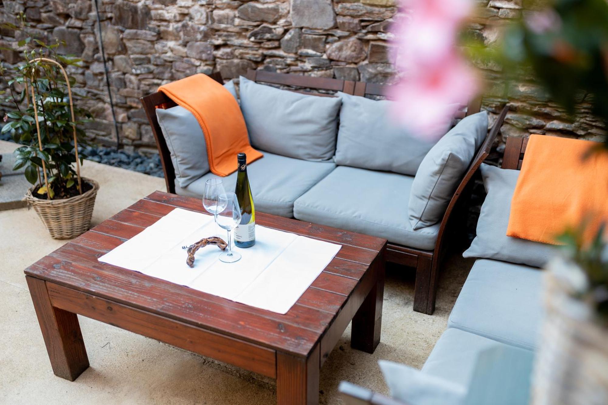 Appartement Seminarhaus Heim Retreat, Fachwerkhaus Von 1451, Yoga, Naturgarten Fuer 10 Personen *