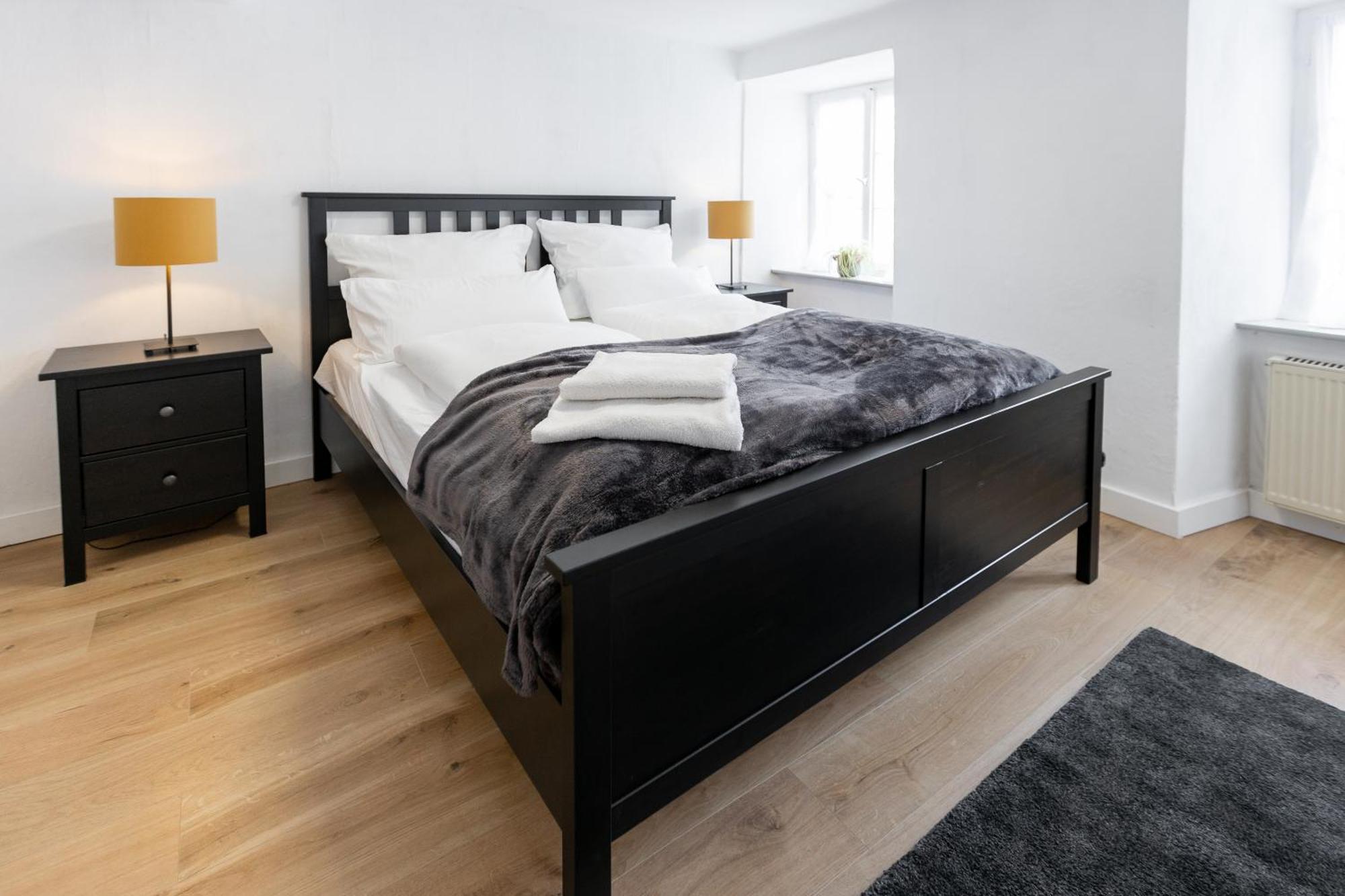 Appartement Seminarhaus Heim Retreat, Fachwerkhaus Von 1451, Yoga, Naturgarten Fuer 10 Personen Ellenz-Poltersdorf