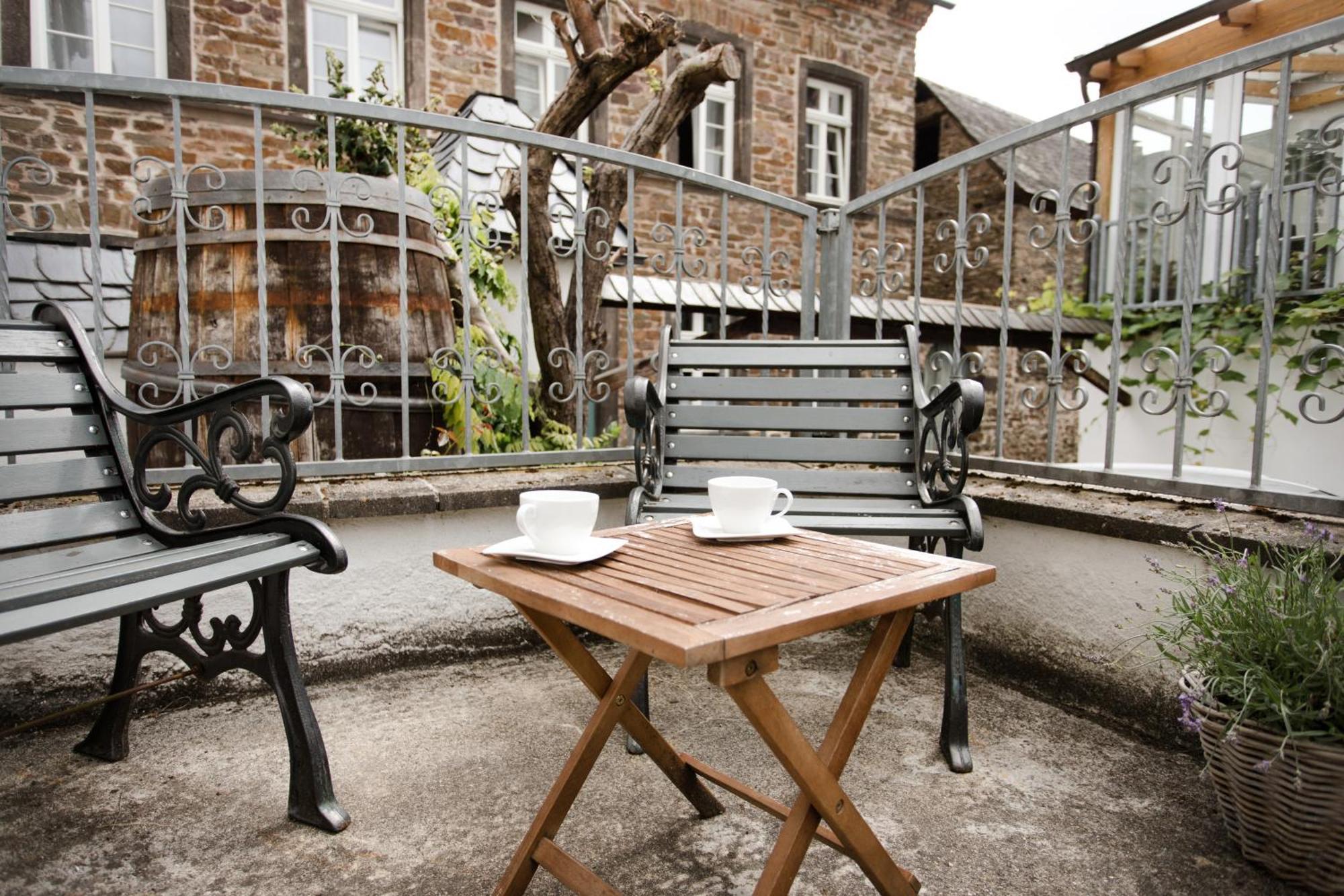 Seminarhaus Heim Retreat, Fachwerkhaus Von 1451, Yoga, Naturgarten Fuer 10 Personen Appartement