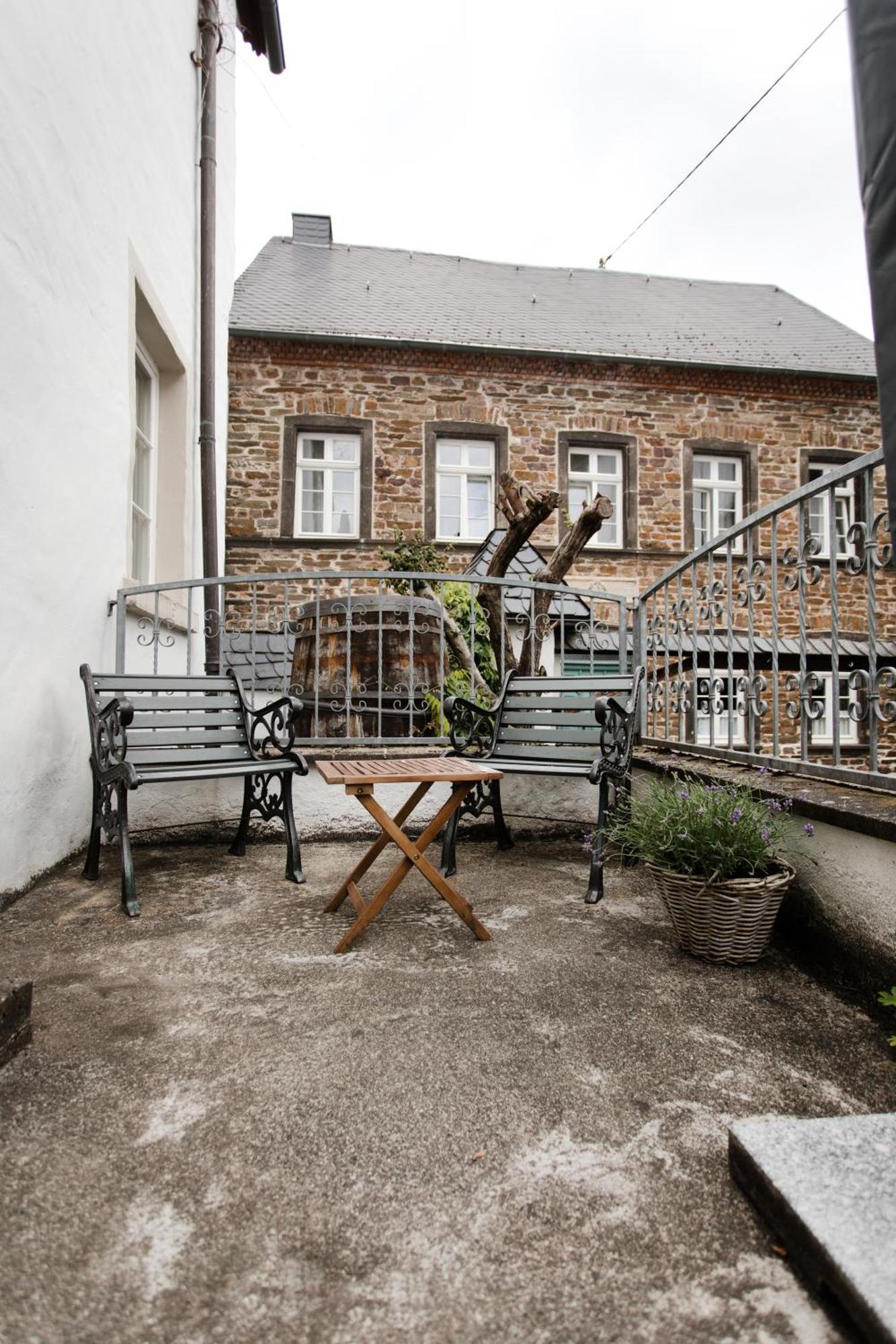 Seminarhaus Heim Retreat, Fachwerkhaus Von 1451, Yoga, Naturgarten Fuer 10 Personen * Ellenz-Poltersdorf